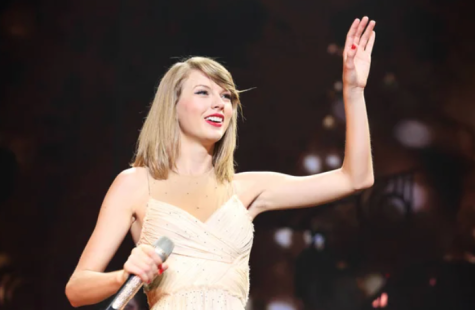 Taylor Swift waving goodbye, as many fans sadly did to their dreams of seeing her live in her upcoming tour.