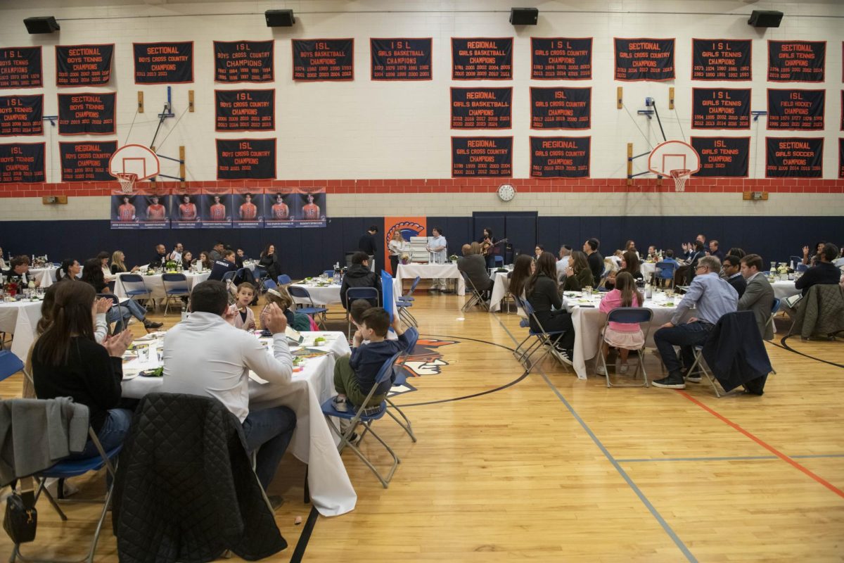 The Latin community celebrates Passover with the Jewish Student Connection's inaugural Seder.